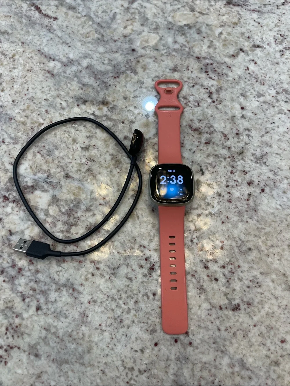 Fitbit Versa 3 Smartwatch - Pink Clay & Soft Gold Gold - Great Condition!
